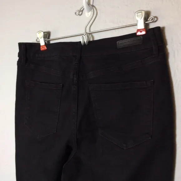 Social Standard High-Rise Skinny Black Jeans