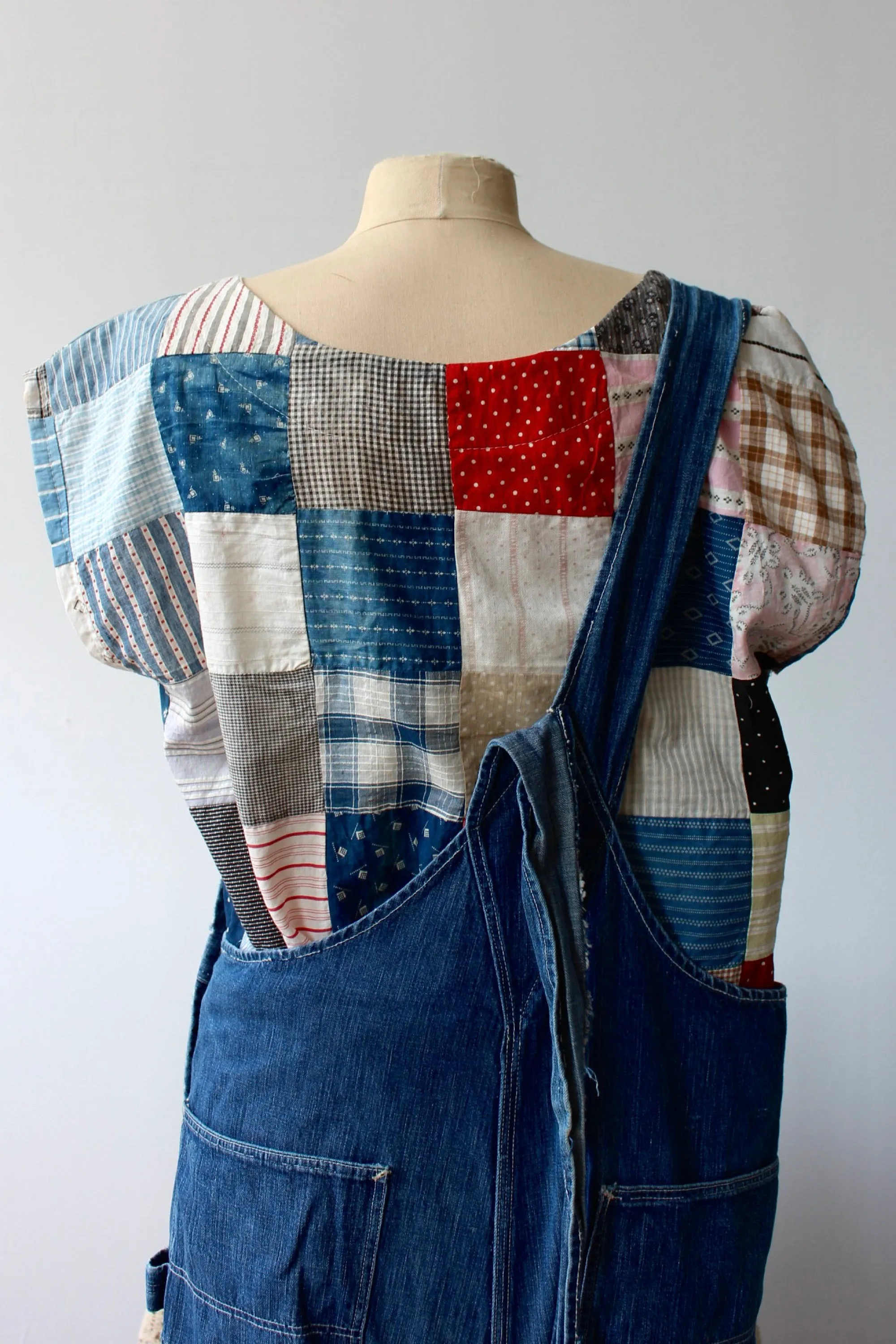 The Highlands Foundry Indigo Multi Quilted Box Top THF54