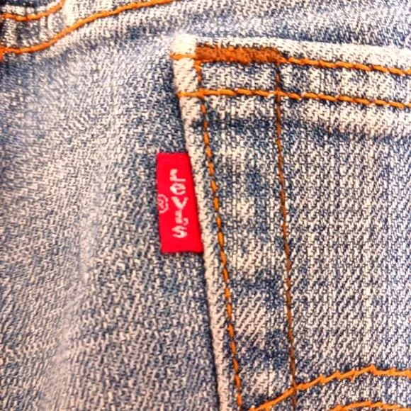 Vintage Levi’s 505 Sz 12 Short Straight Leg High-Rise Leather Tab