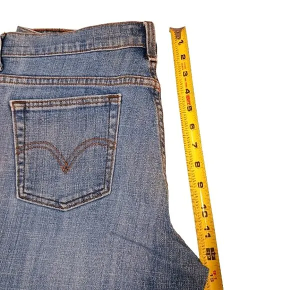 Vintage Levi’s 505 Sz 12 Short Straight Leg High-Rise Leather Tab
