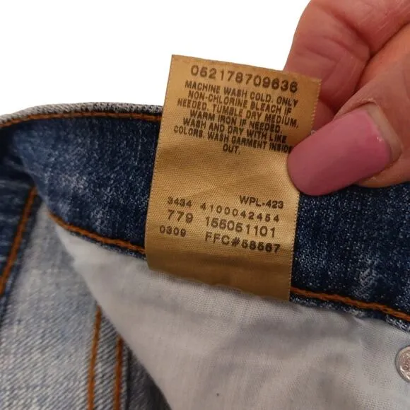 Vintage Levi’s 505 Sz 12 Short Straight Leg High-Rise Leather Tab