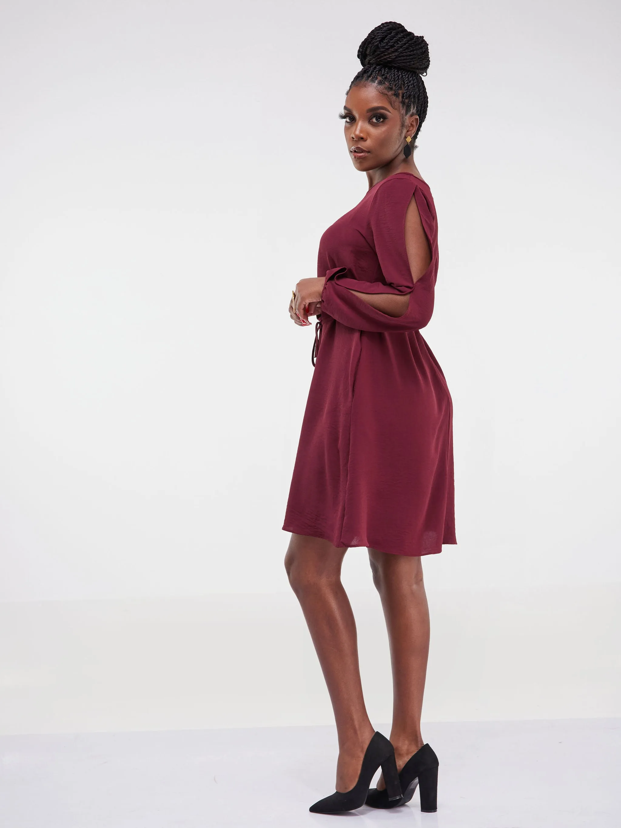 Vivo Tunu Long Slit Sleeve Knee Length Shift Dress - Maroon