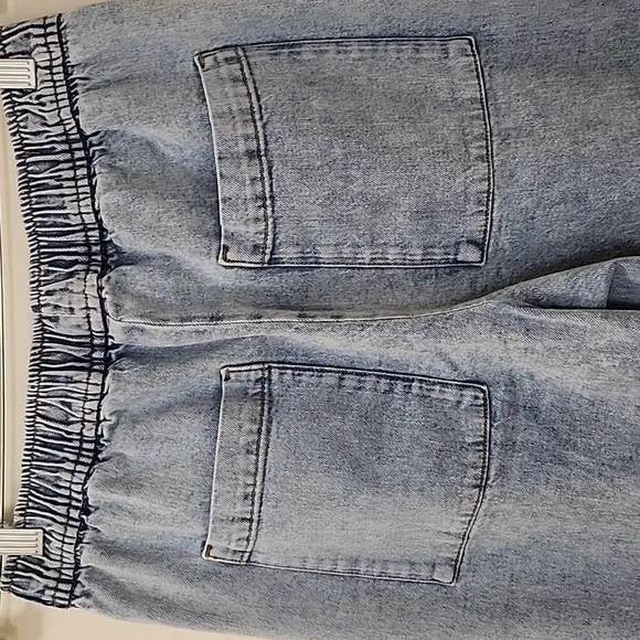 WeWoreWhat Straight Leg Pull On High Rise Light Wash Denim Jeans Size Small