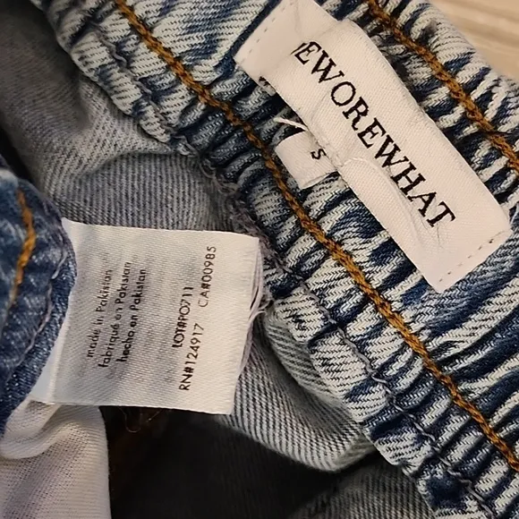 WeWoreWhat Straight Leg Pull On High Rise Light Wash Denim Jeans Size Small