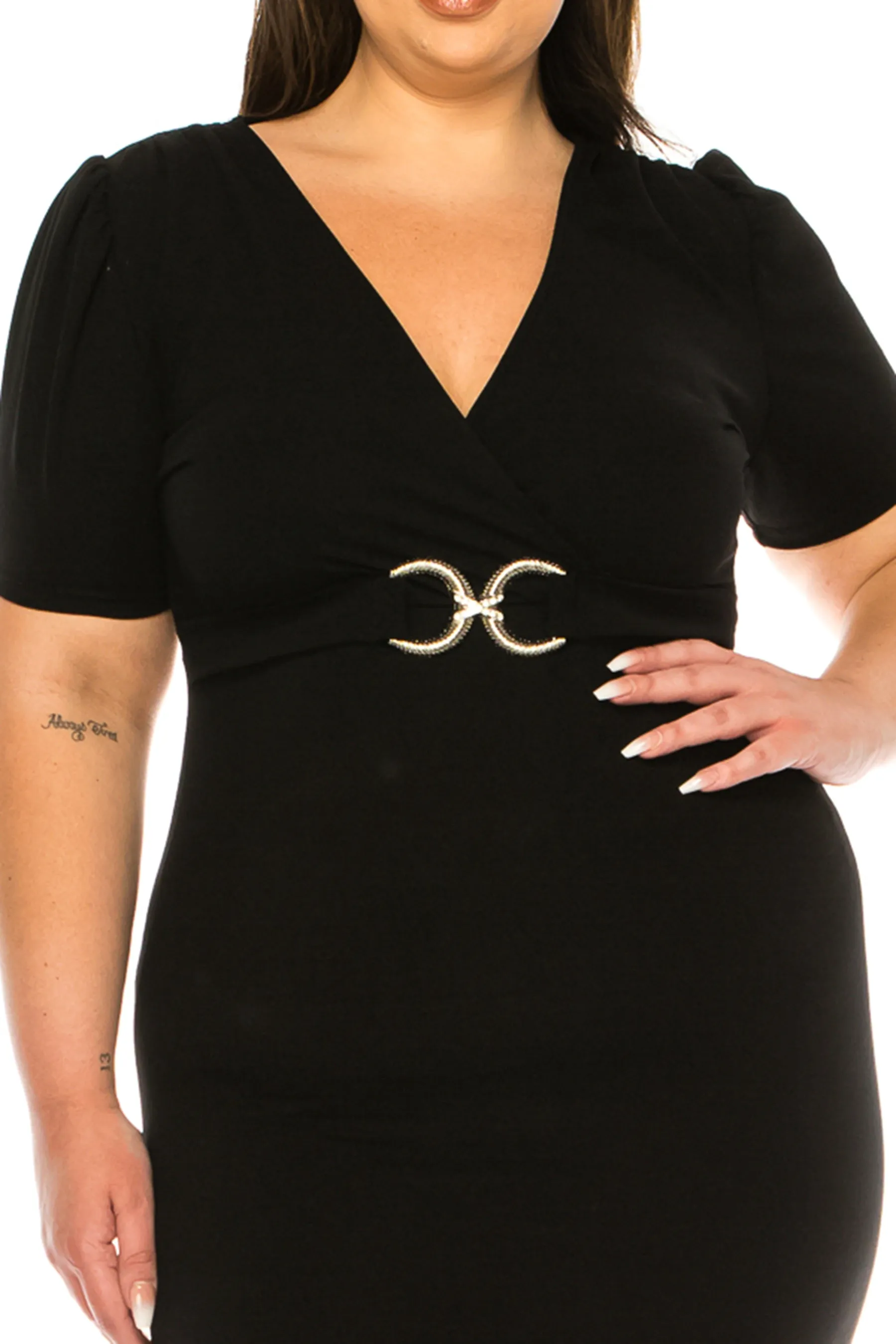 Women's Plus Size V-neck Sheath Dress with Buckle Accent and Puff Sleeves