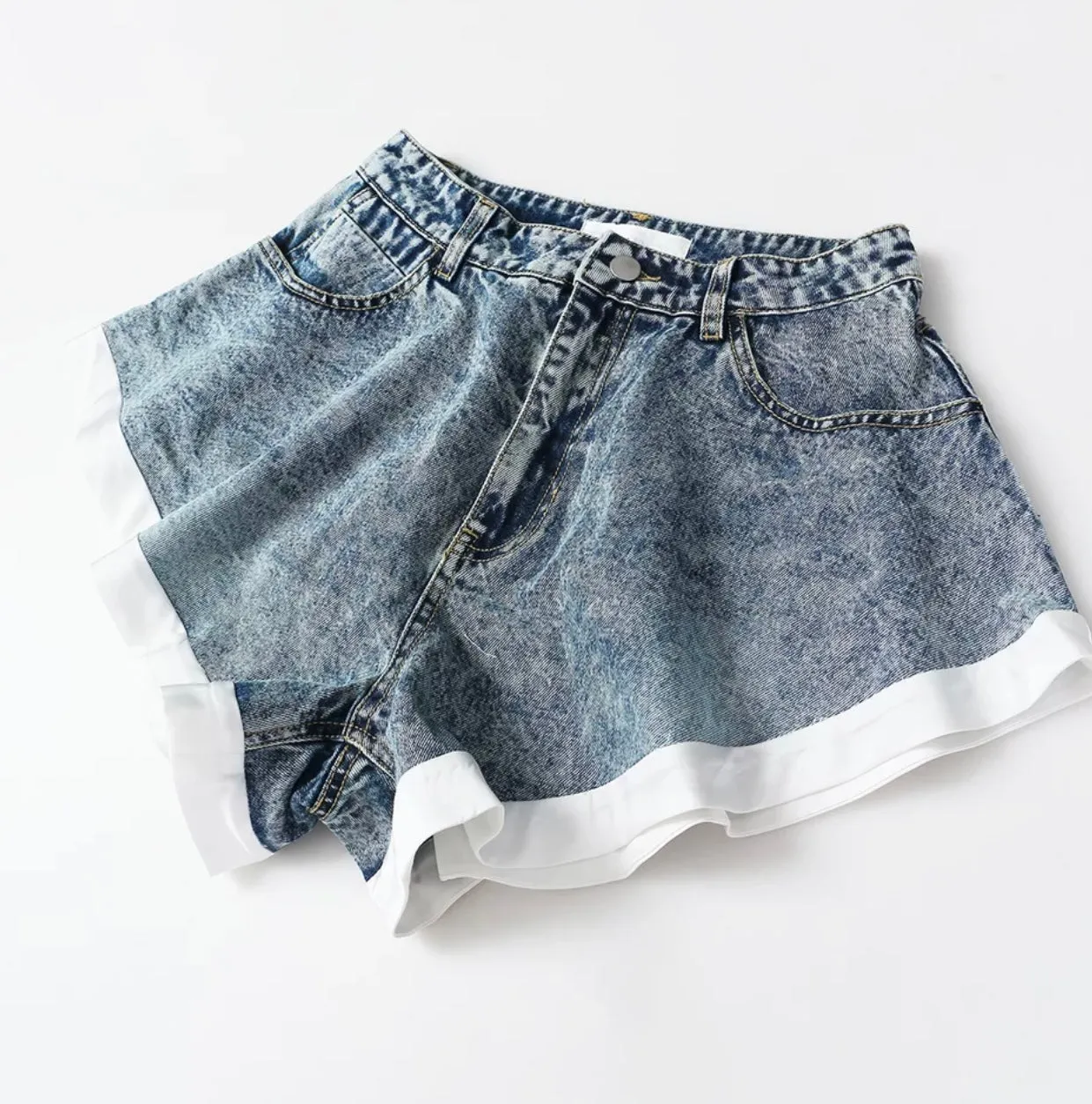 Yang Shorts