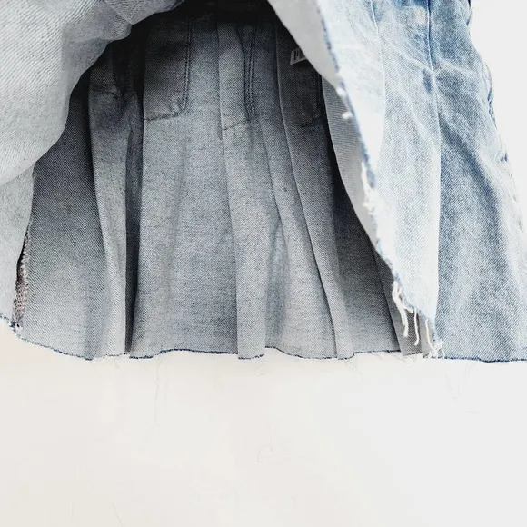 Zara Medium Wash Denim Boxpleat Mini Skirt Small