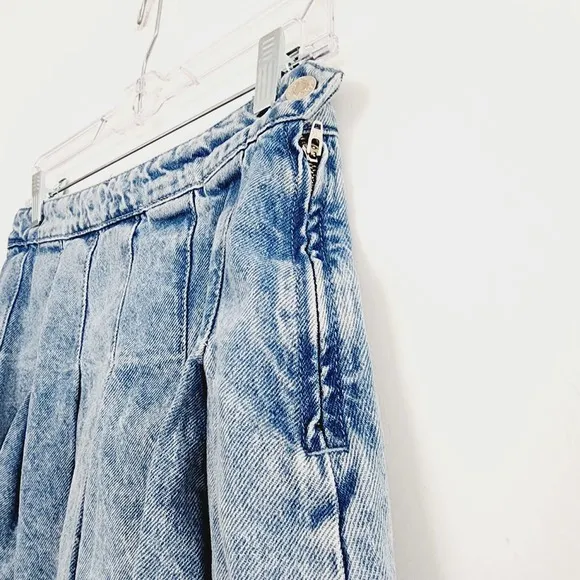 Zara Medium Wash Denim Boxpleat Mini Skirt Small